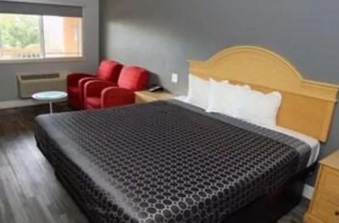 Grand Park Inn