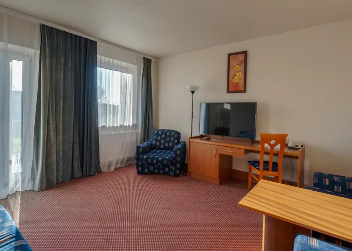 Nova City Hotel