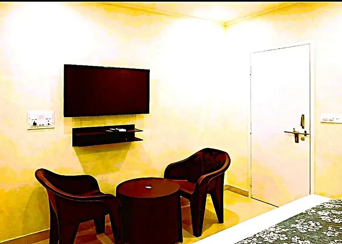 Hotel Golden Lotus Inn
