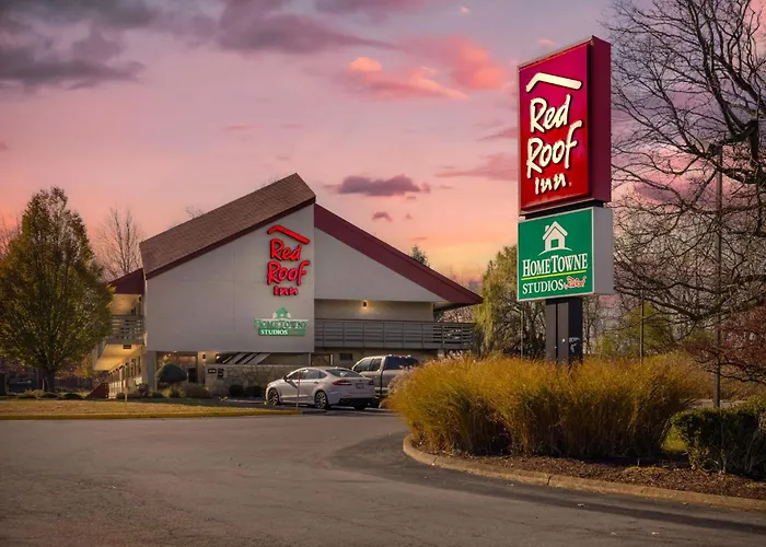 Hometowne Studios By Red Roof Buffalo - Niagara Airport