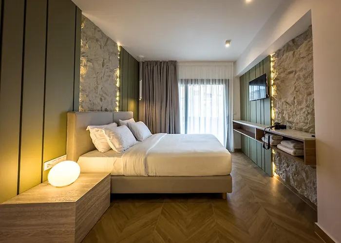 City Breeze Suites
