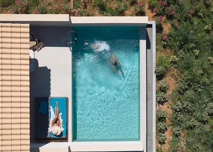 Oros Luxury Beach Resort