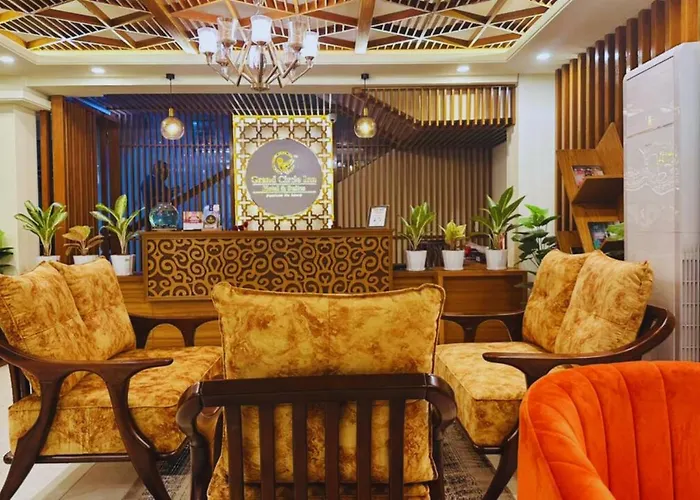 Hotel Grand Circle Inn