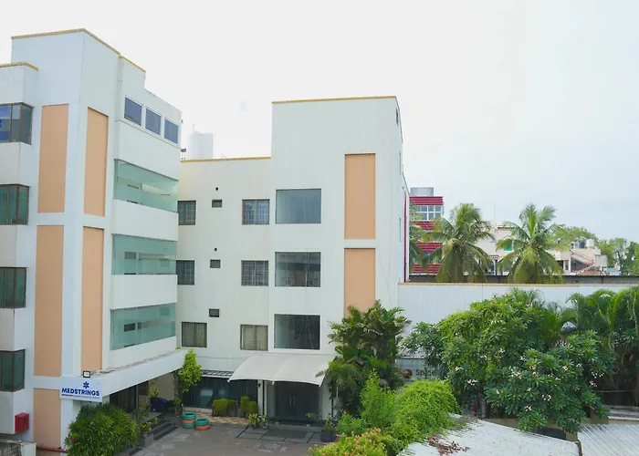 Hotel Grand Leela Krishna