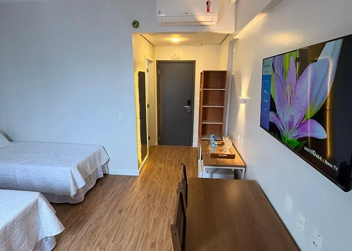 Helbor Stay Gonzaga - Suíte moderna a 5 min da praia