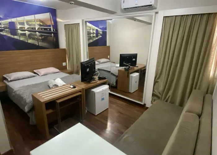 UH 1205- 2 Pessoas com lazer S4 HOTEL