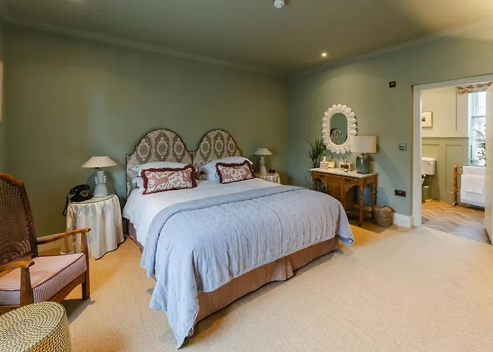 The 3 Acres Inn & Restaurant