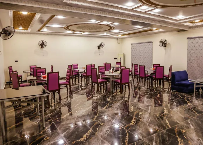 Lataska Hotel