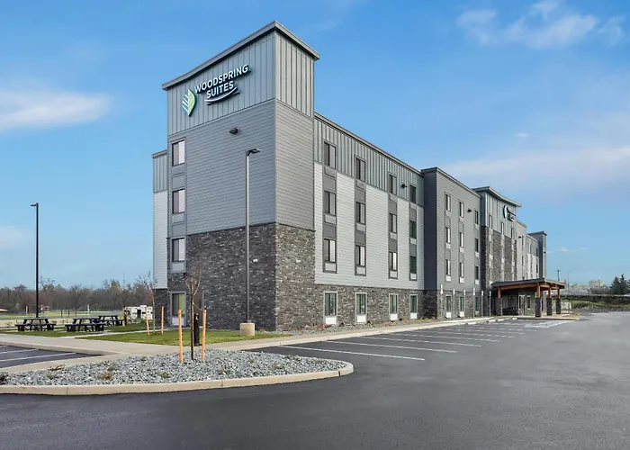 Woodspring Suites Medford Near I-5