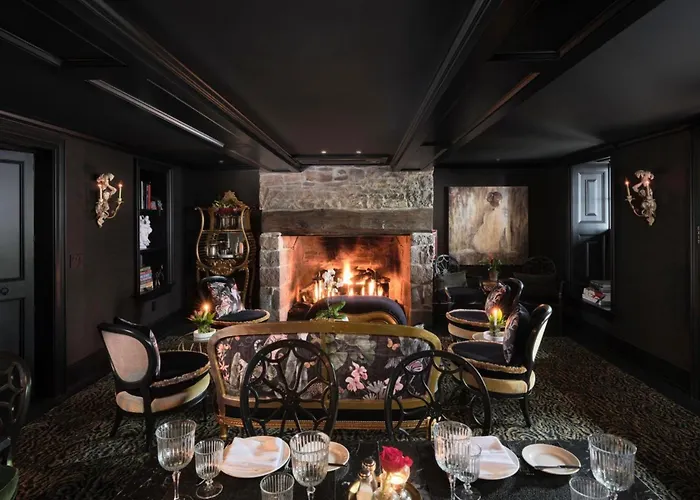 Carversville Inn