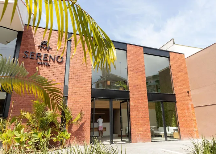 Sereno Hotel
