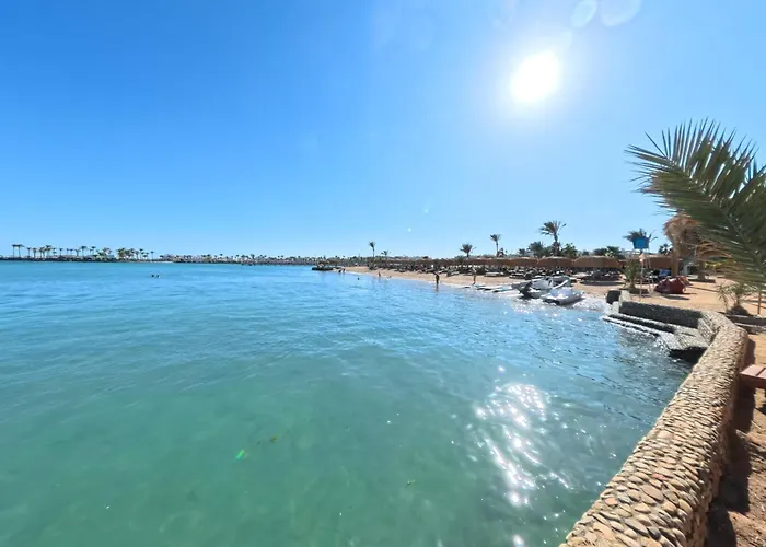 New Chalet With Sea View And Private Beach Access 82M