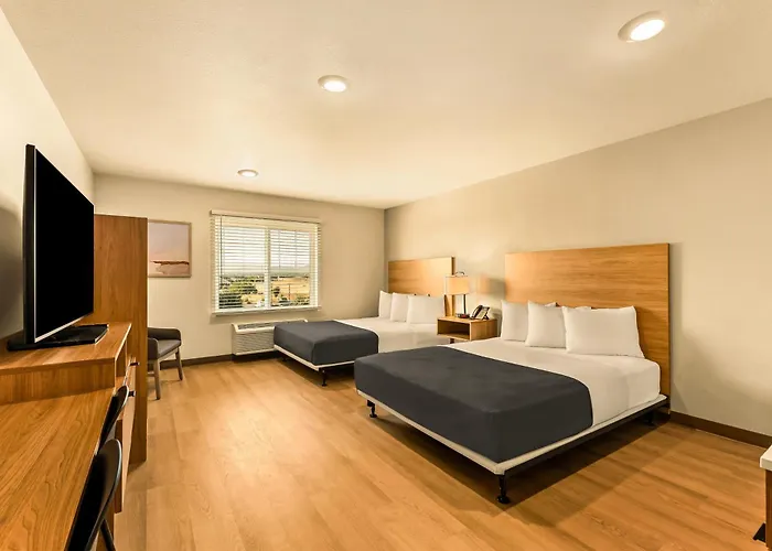 Livaway Suites Seattle- Renton