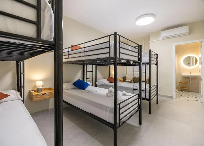 Carmen Beach Hostel Cullera