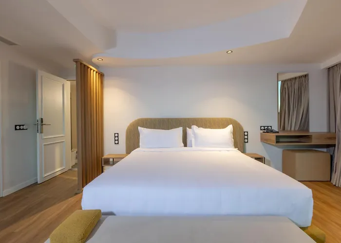 AUREA Hotel