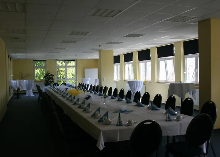 Atrium Hotel