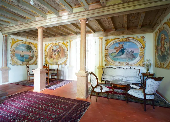 Villa Dorigny Dimora Storica Con Affreschi E Giardino
