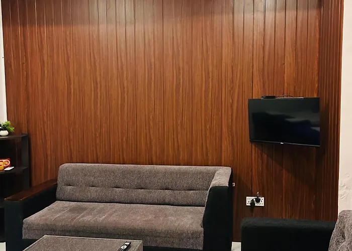 Unic Residence And Transit Hotel