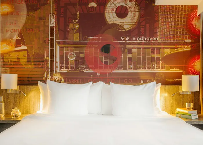Crown Hotel Eindhoven Centre