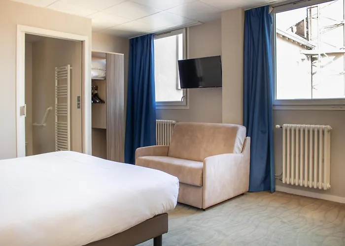 Brit Hotel Macon Centre Gare