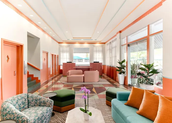 Waldorf Towers South Beach