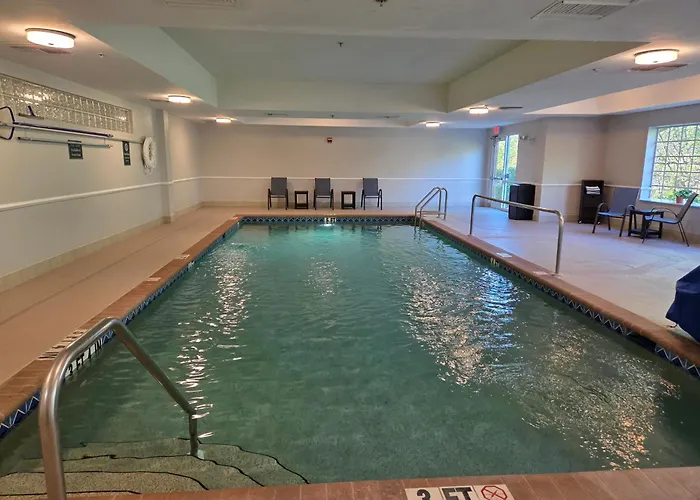 Stay Well Inn & Suites