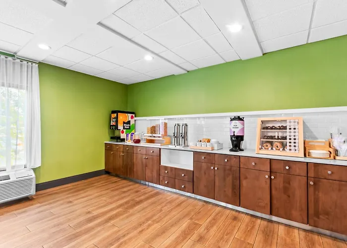 Spark By Hilton Bardstown