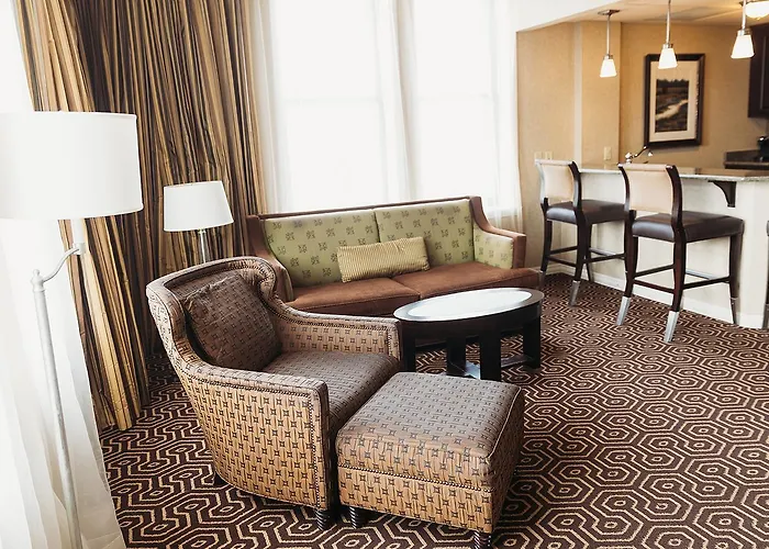 Hotel Julien Dubuque
