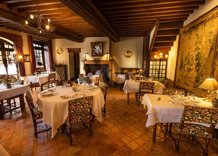 Hostellerie du Vieux Pérouges