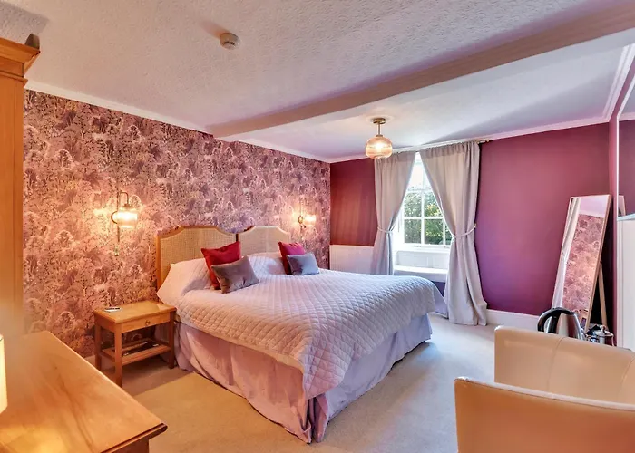Tyddyn Llan Restaurant With Rooms