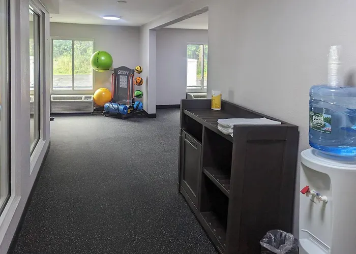 Quality Inn & Suites Northampton - Amherst