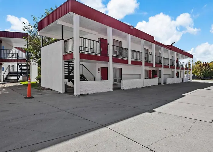 Red Arrow Inn & Suites, A Travelodge By Wyndham Montrose