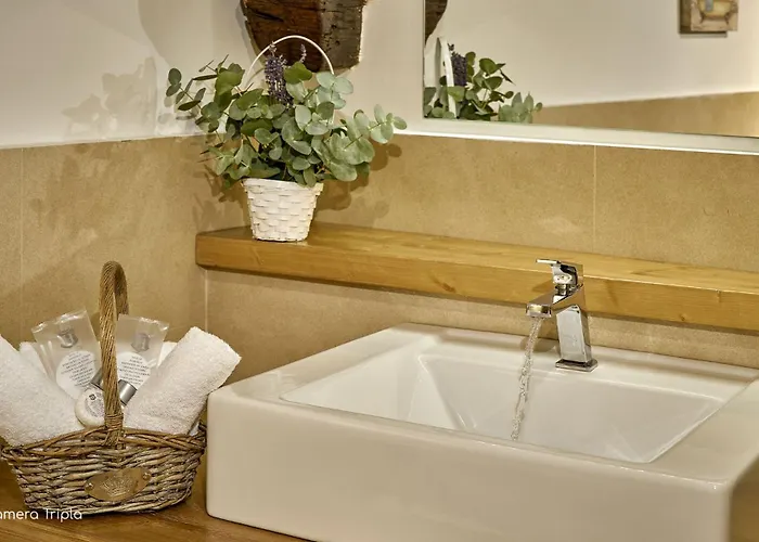 Albergo Diffuso Birkin Castello