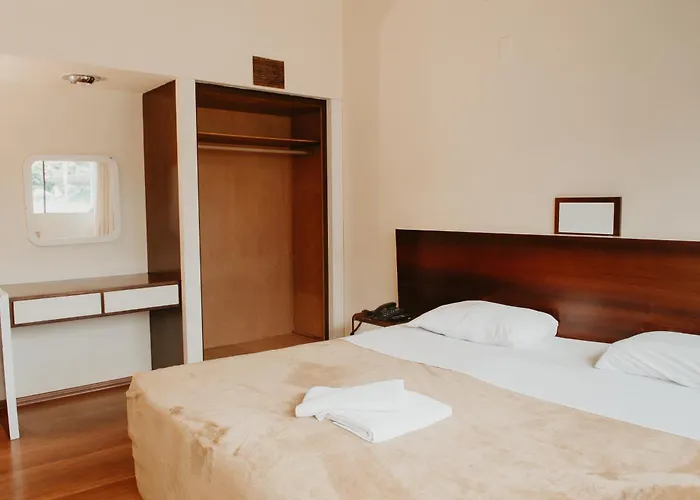 Hotel Letto Caxias