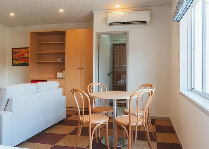 Hotel Allen