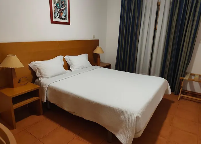 Apartamentos Turísticos Vila Praia
