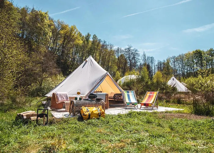 Daft Hotel & Glamping