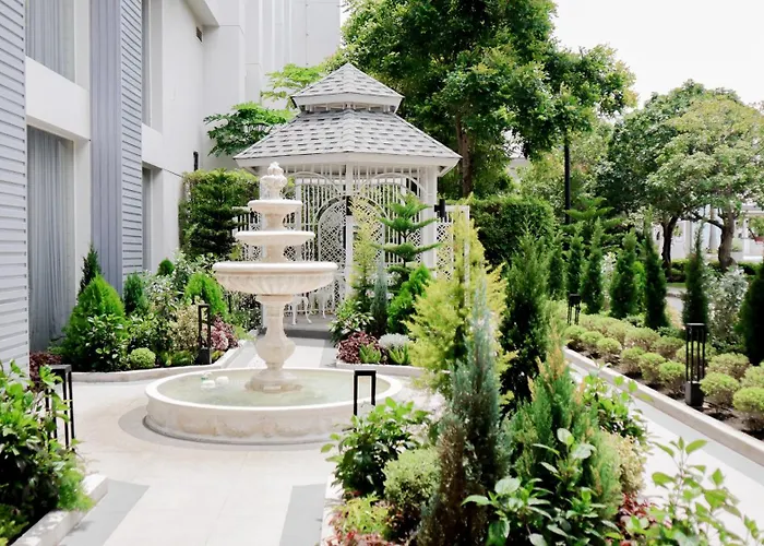 Health Land Resort & Spa