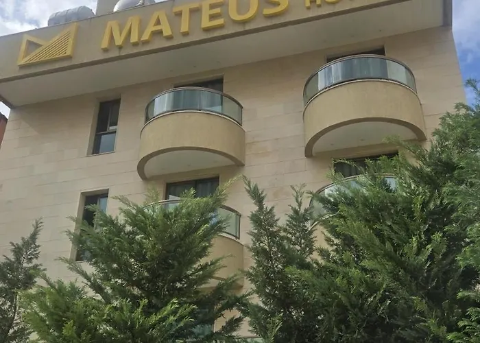 Mateus Hotel&Pool