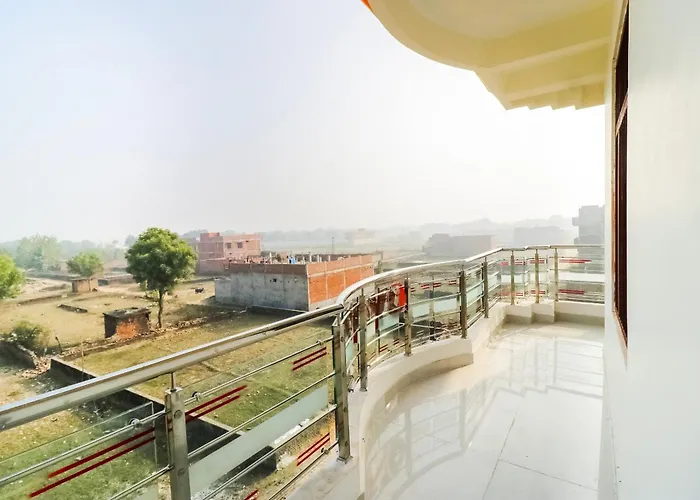 Hotel O By Oyo Arpit Hotel Jhusi Railway Station