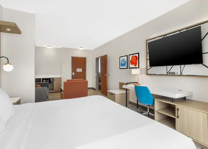 Best Western Plus Rose City Conference Center Inn