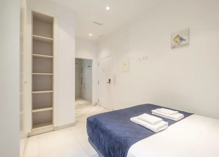 Sunny,Private Terrace,Wheelchair Access Valenza