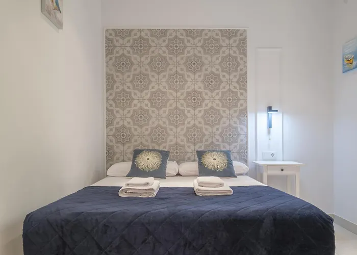 Sunny,Private Terrace,Wheelchair Access Valenza