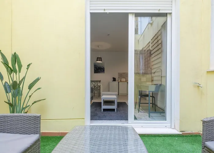 Sunny,Private Terrace,Wheelchair Access Valenza