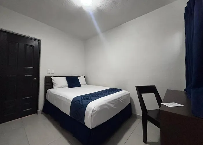 Hotel Juarez 70