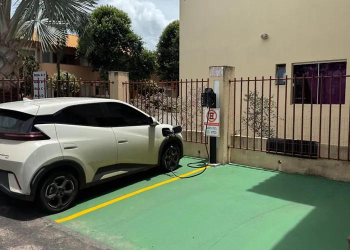 Casa para até 10 pessoas DiRoma Fiori Caldas Novas - YMT - 417