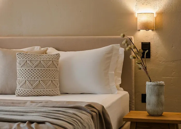 Nomade Agora Suites - Lixouri Town Centre, Kefalonia - Private Balconies