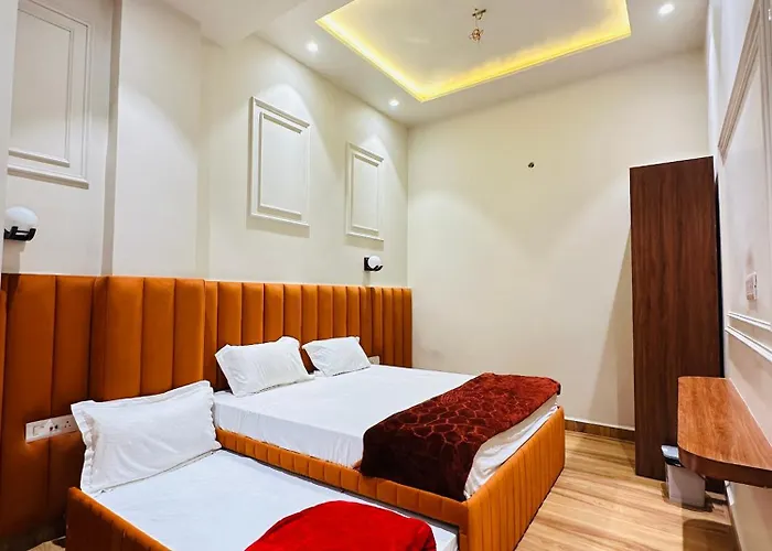 Hotel Cloud 9