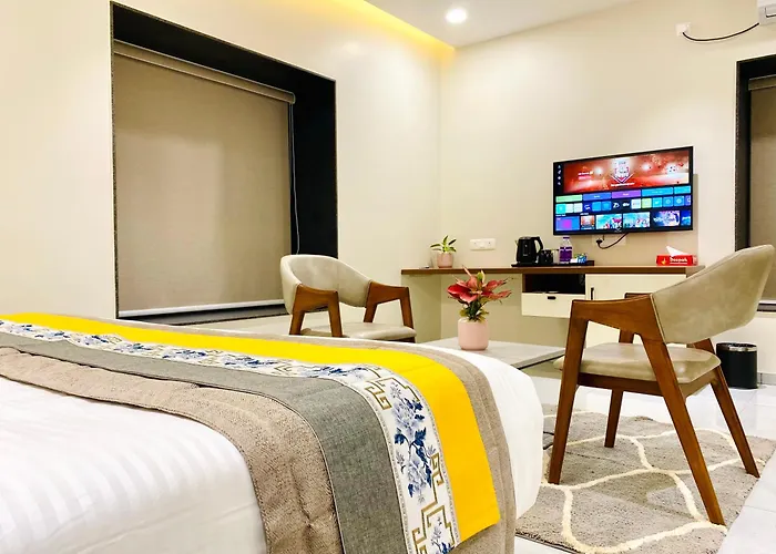The Sapphire Hotel