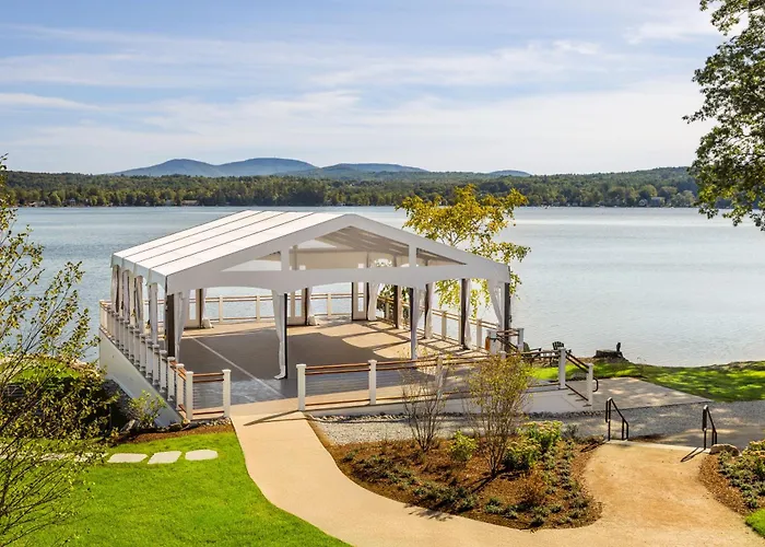 The Lake Estate On Winnisquam